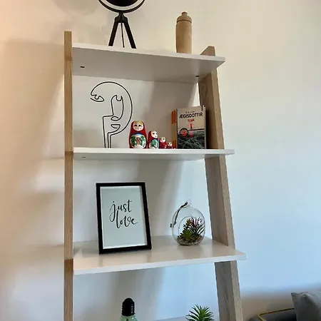 Apartman Yellow