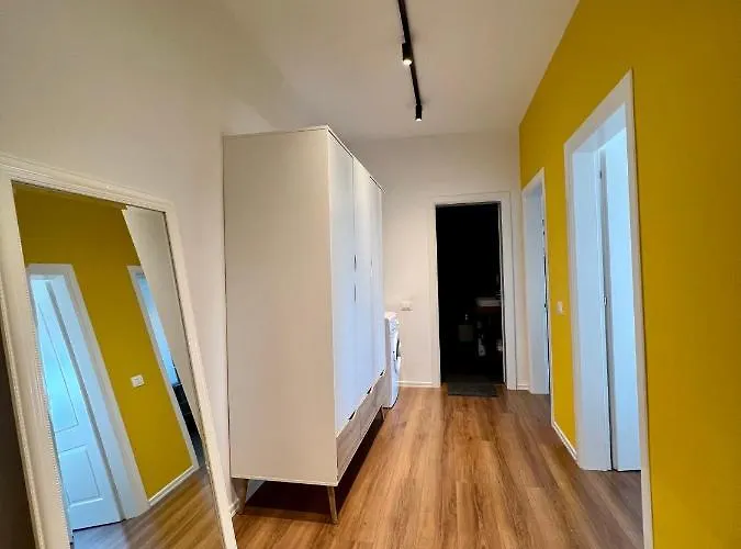 Apartament Yellow